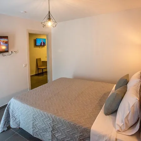 아파트호텔 Privileged Néa Péramos