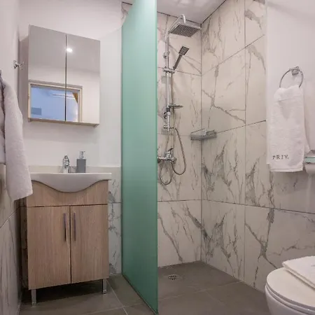 Privileged Aparthotel *
