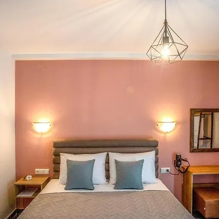 Apart-hotel Privileged 4*